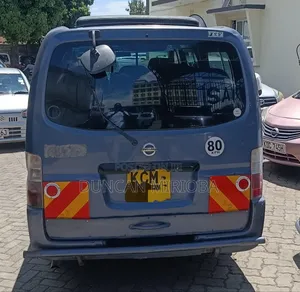 Nissan Caravan (Urvan) 1998 Blue