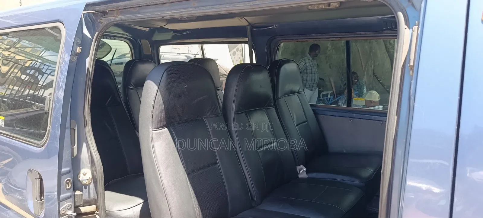Nissan Caravan (Urvan) 1998 Blue