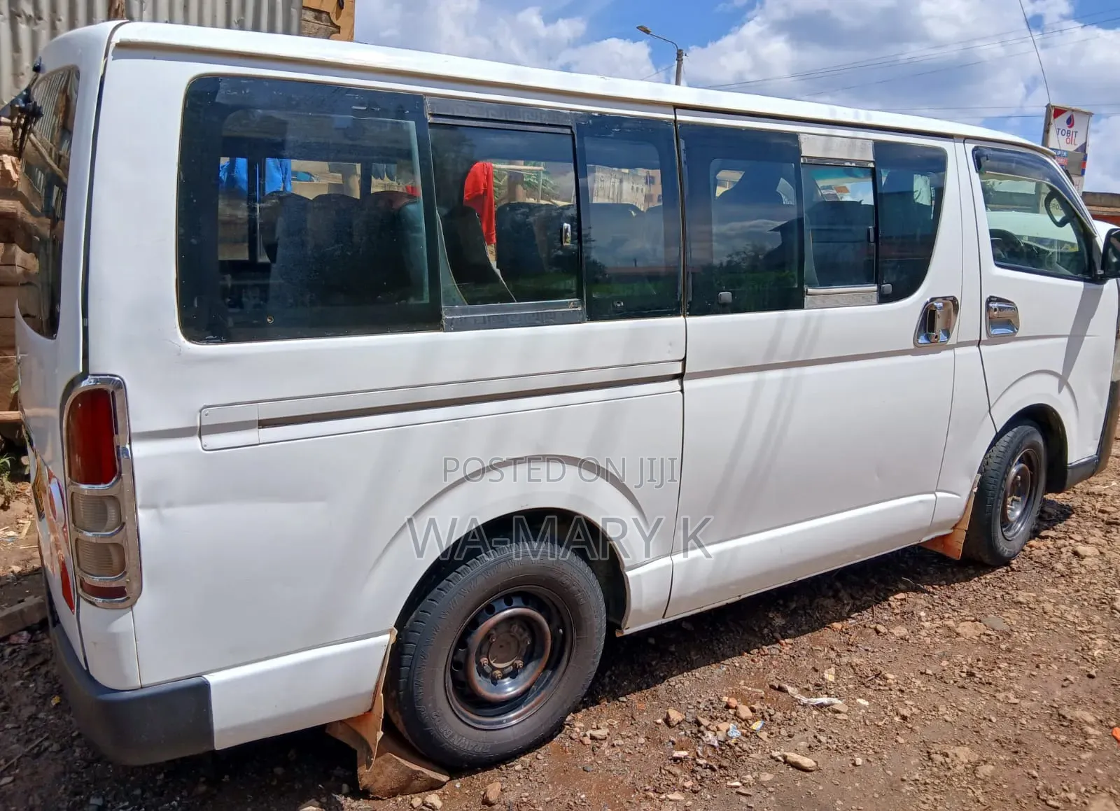 Toyota HiAce 2010 White