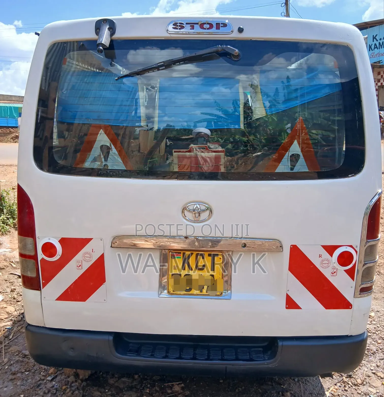 Toyota HiAce 2010 White