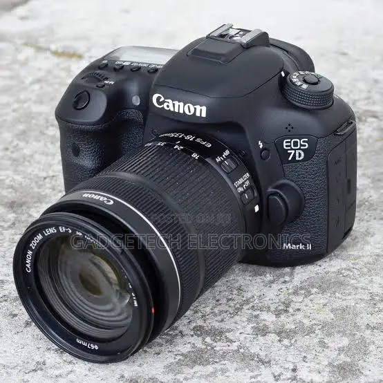 Canon EOS 7D With 24–105mm Lens