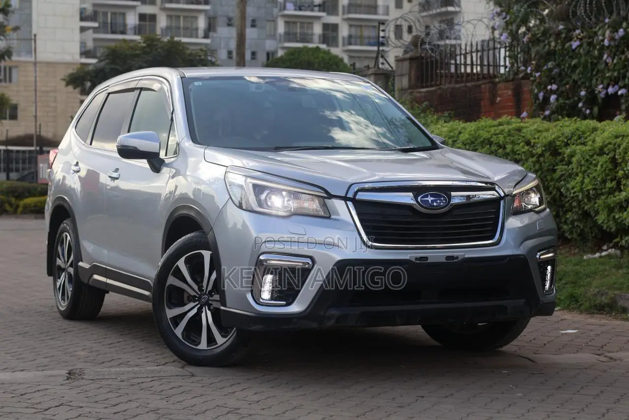 Subaru Forester 2018 Silver