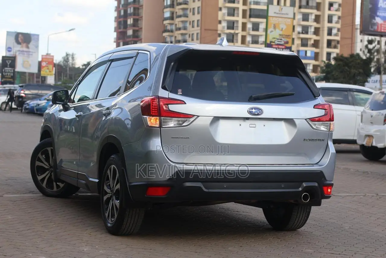 Subaru Forester 2018 Silver