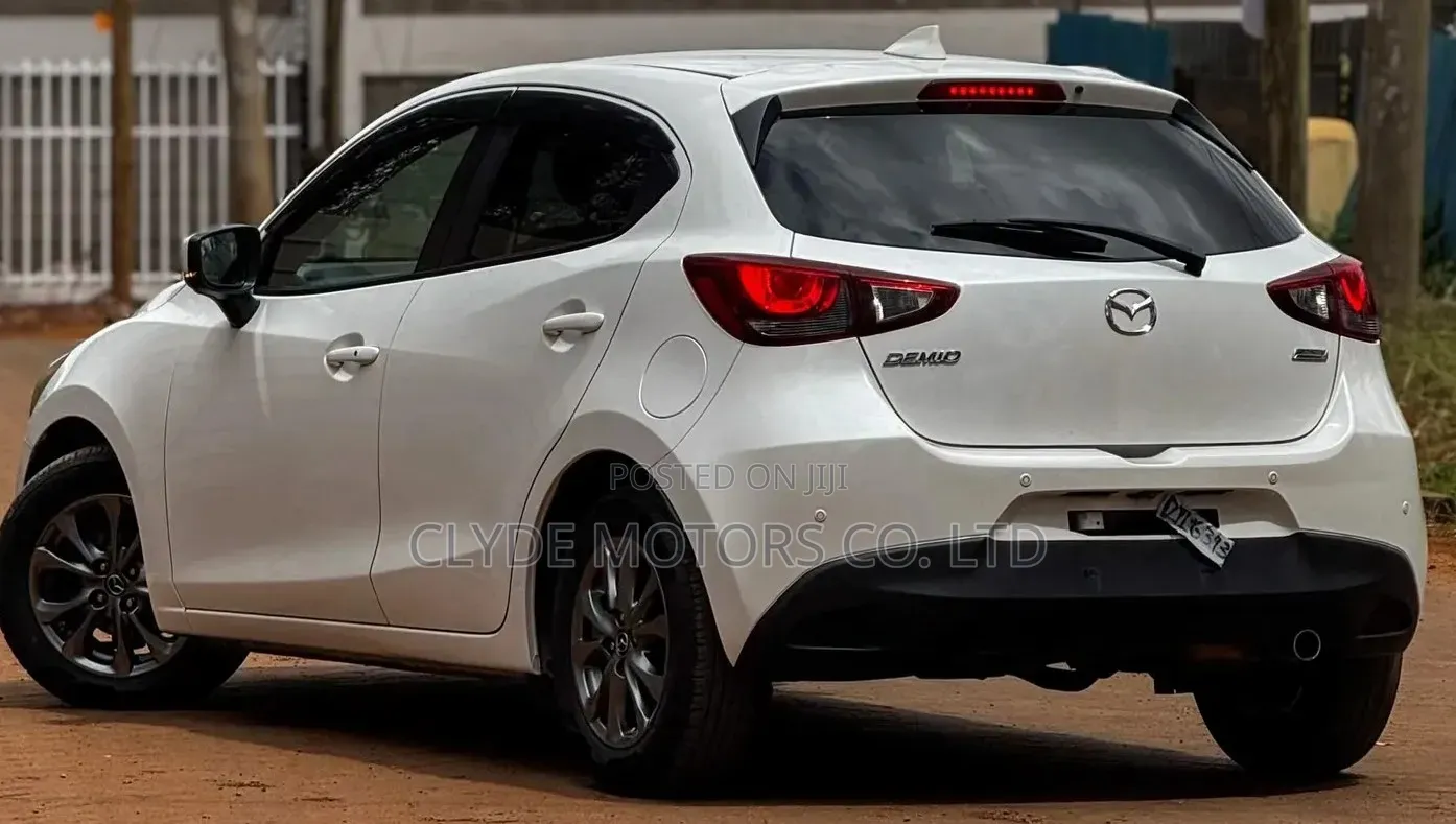 Mazda Demio 2019 White