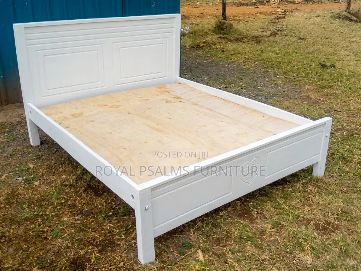Heavy-Duty 5*6 Modern White Wooden Bed Frame