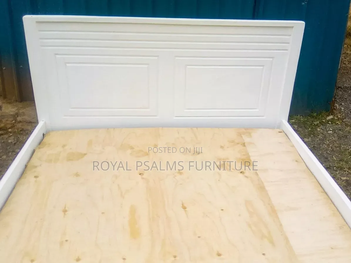Heavy-Duty 5*6 Modern White Wooden Bed Frame