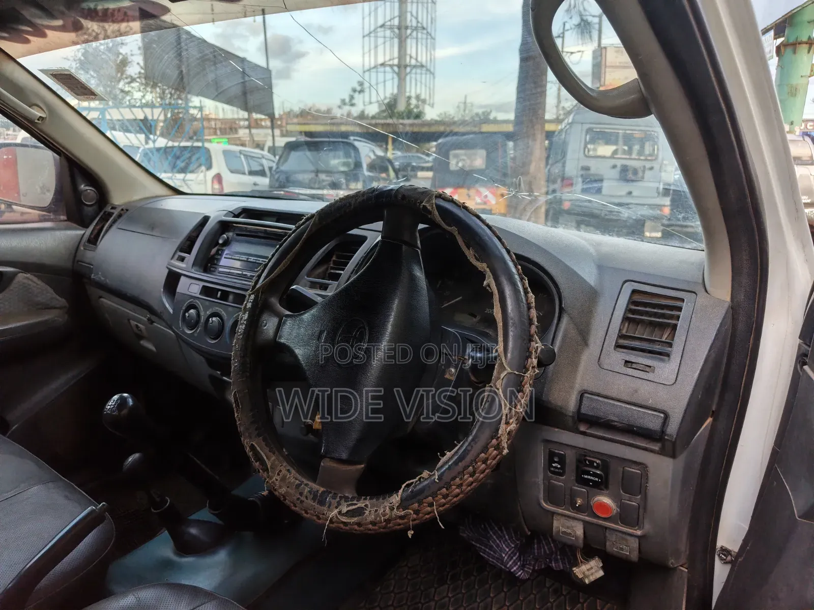 Toyota Hilux 2026 White