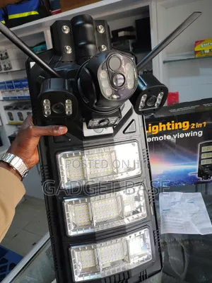 AI Solar Security Camera With LED Floodlight – 2-in-1 Outdoor CCTV
