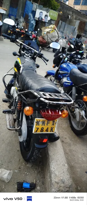 Bajaj Boxer 150 UG 2025 Black