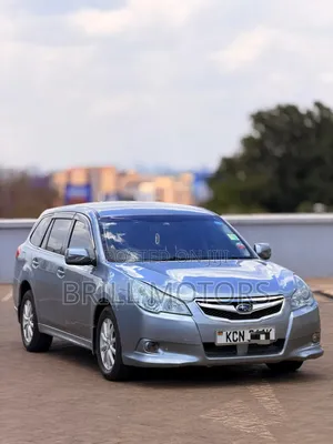 Subaru Legacy 2010 Silver