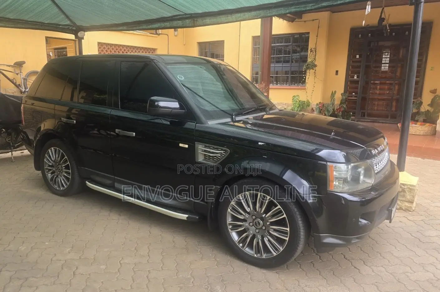 Land Rover Range Rover Sport 2011 Black