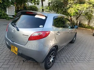 Mazda Demio 2013 Silver