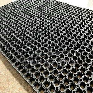 Hollow Drainage Mat for Car Washes and Wet Work Areas