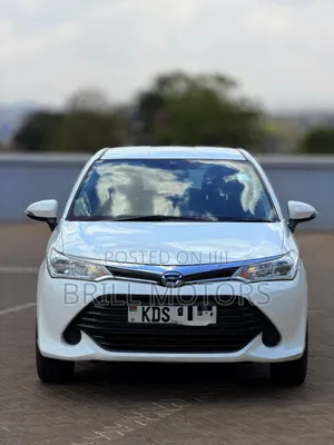 Toyota Corolla Fielder 2017 White