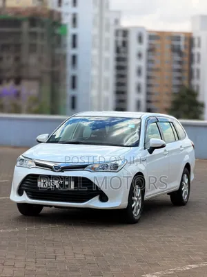 Toyota Corolla Fielder 2017 White