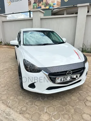 Mazda Demio 2017 White