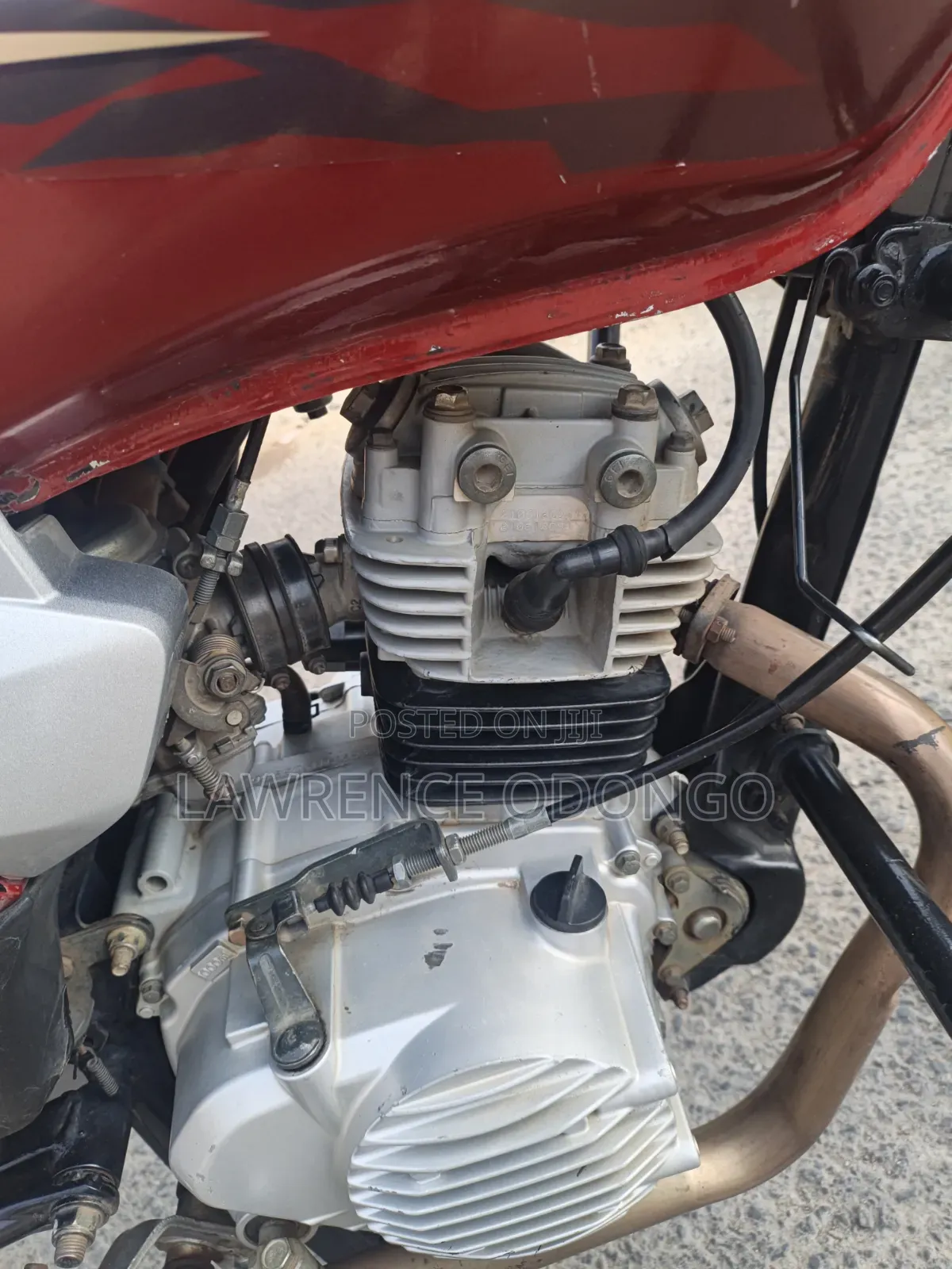 TVS HLX Plus ES 2023 Red
