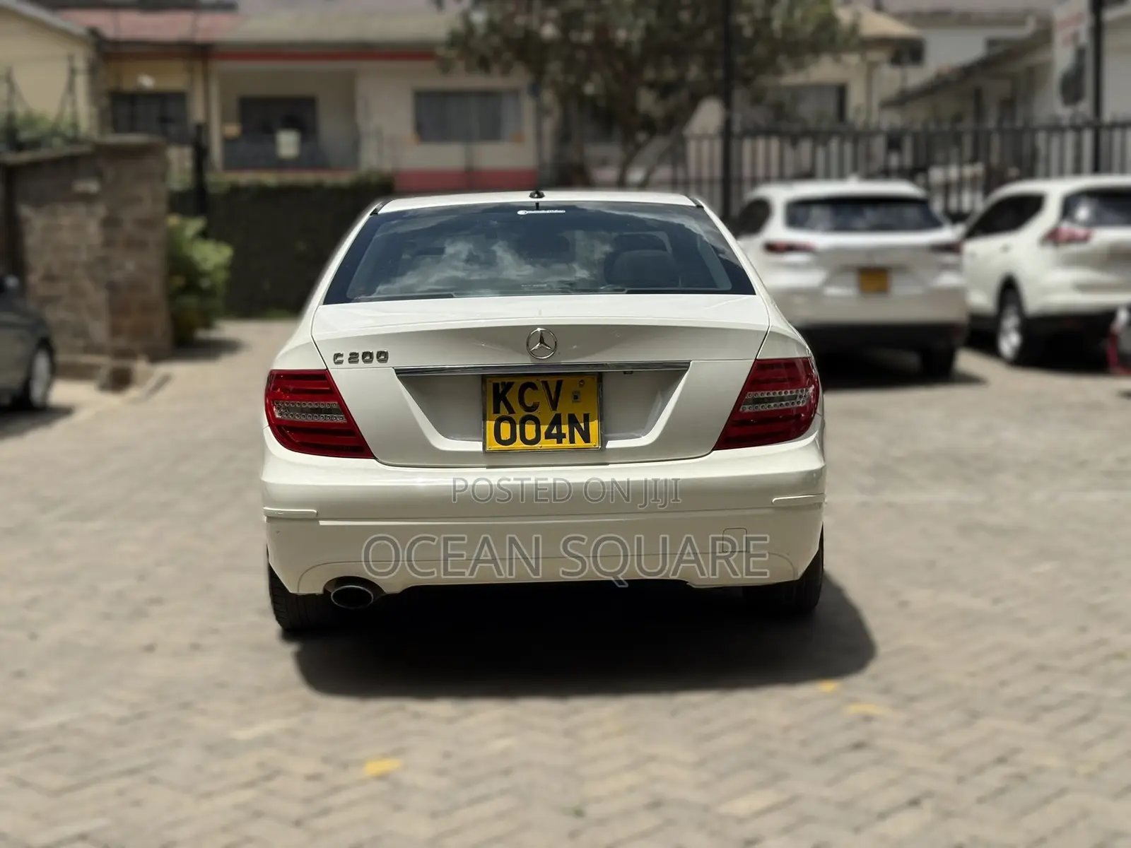 Mercedes-Benz C200 2012 White