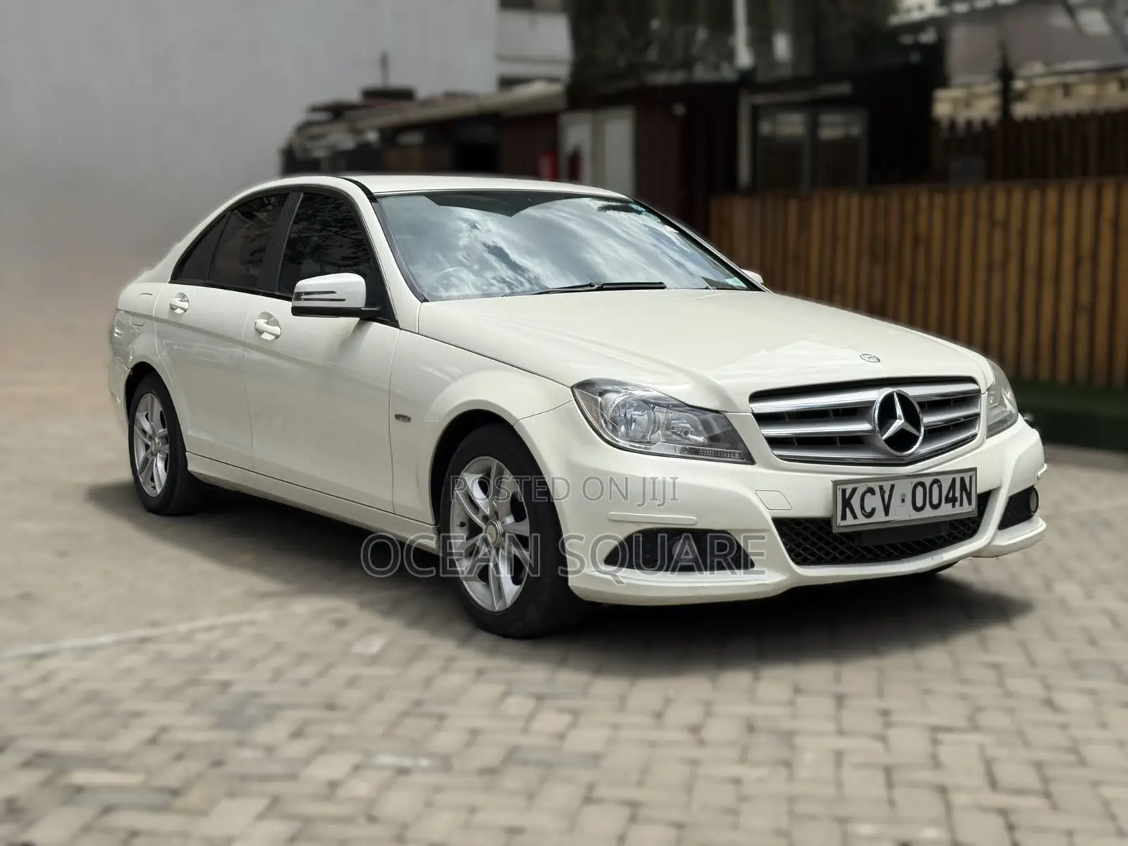 Mercedes-Benz C200 2012 White