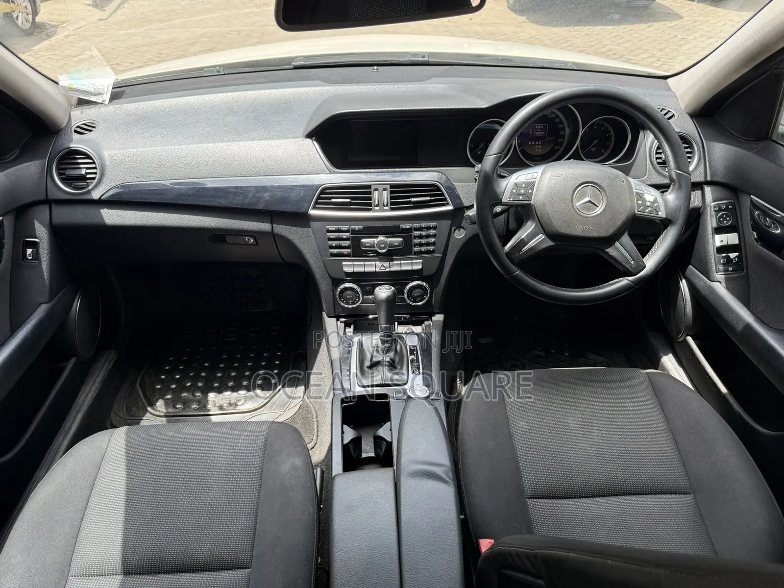 Mercedes-Benz C200 2012 White