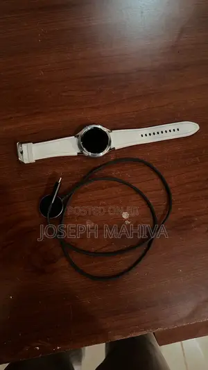 Samsung Galaxy Watch 4 Classic (42mm)
