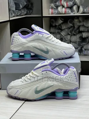 Nike Shox R4 Womens
