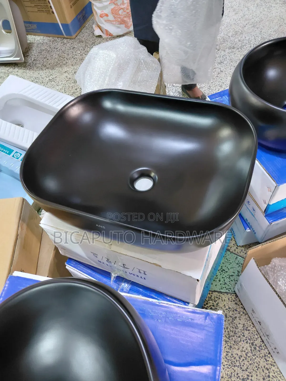 Countertop Basin Black