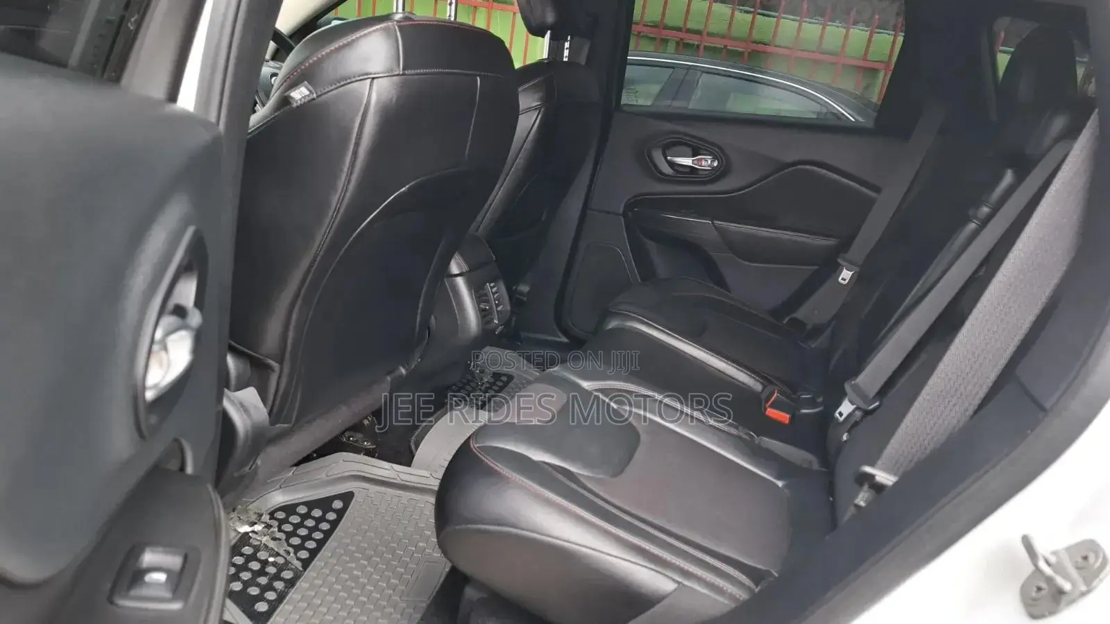 Jeep Cherokee 2015 White
