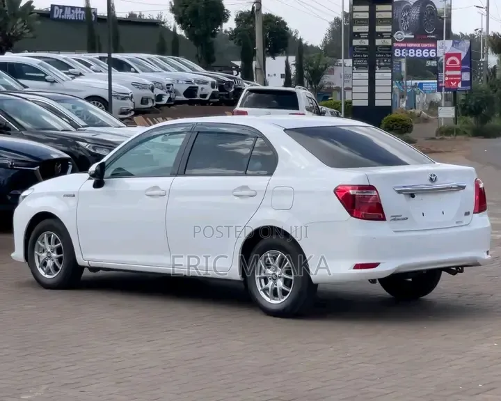 Toyota Axio 2018 White