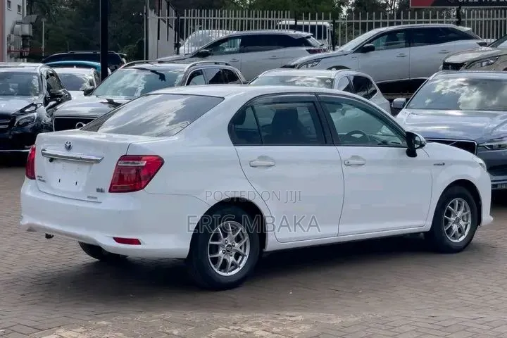 Toyota Axio 2018 White