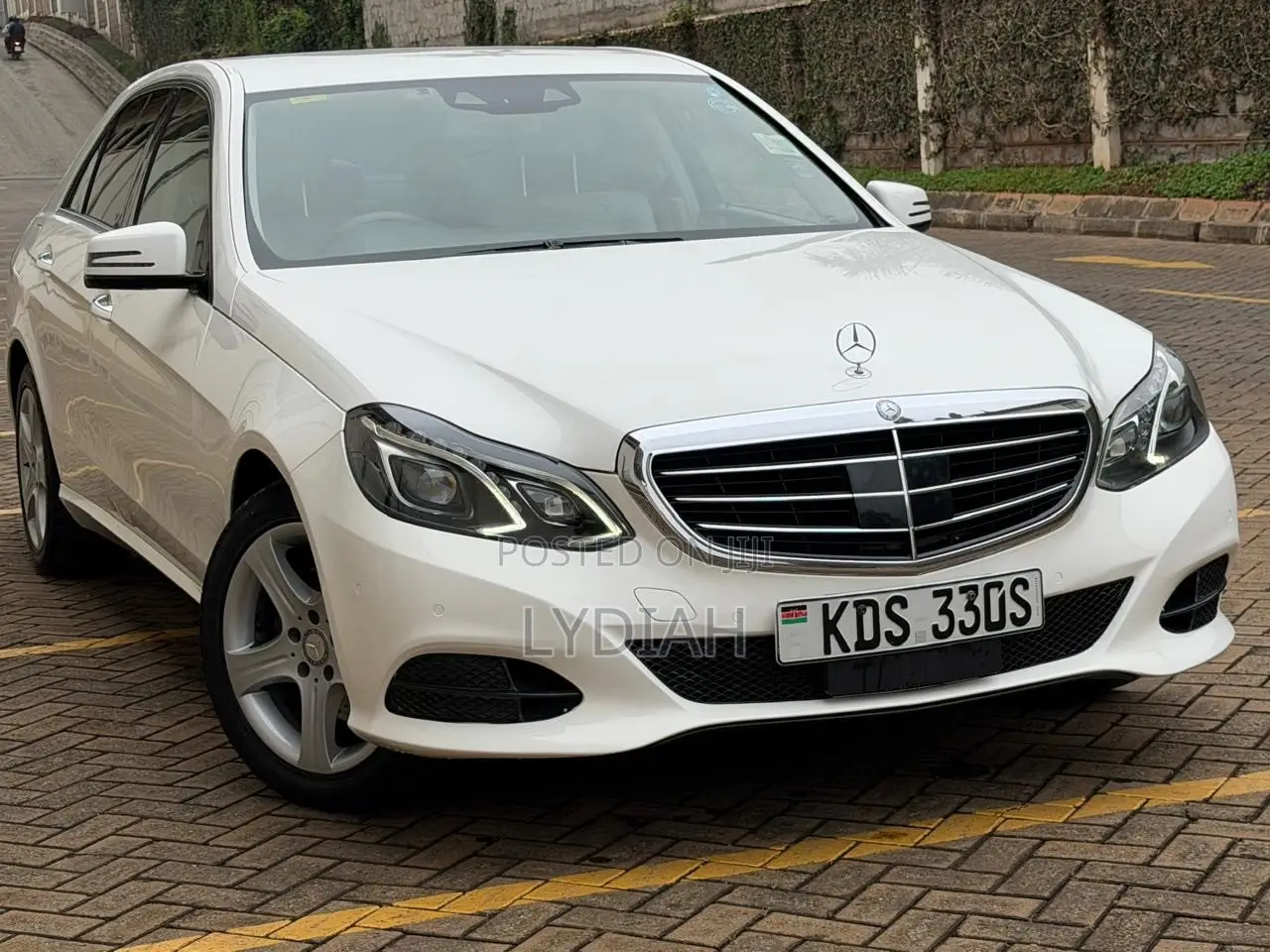 Mercedes-Benz E250 2013 White
