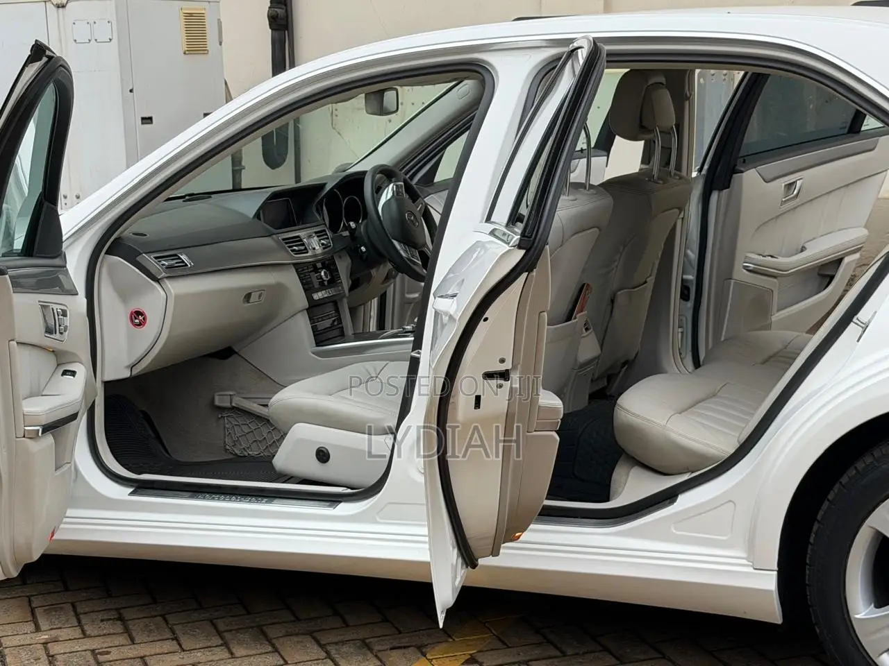 Mercedes-Benz E250 2013 White
