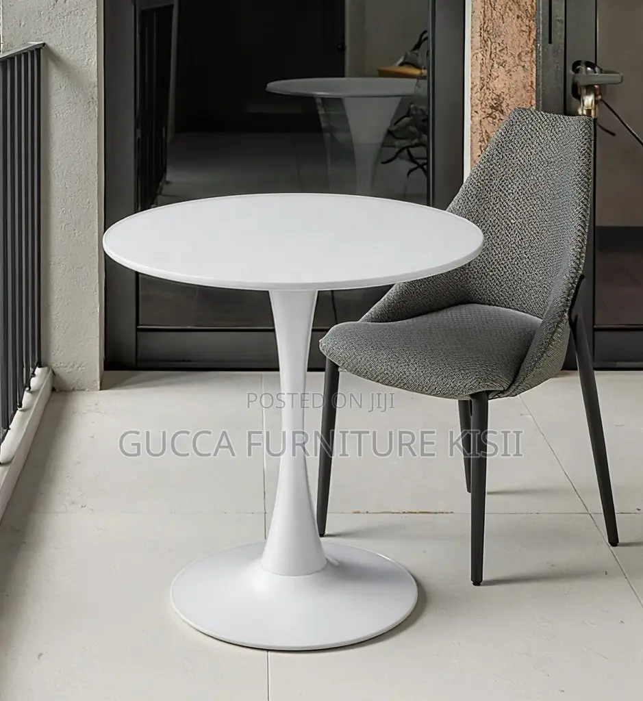 4 Seater White Eames Home Dining Round Table