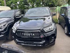 Toyota Hilux 2021 Black