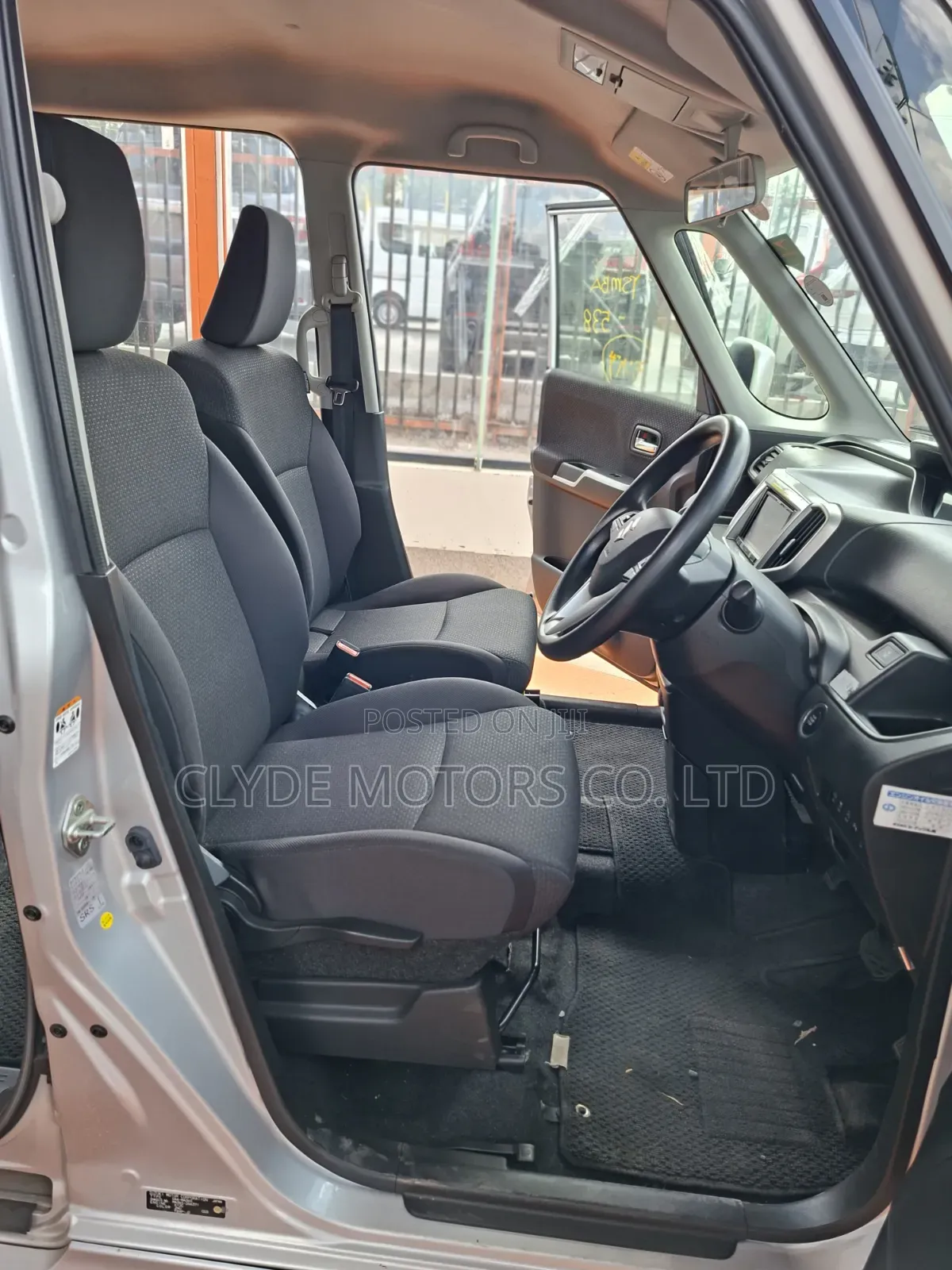 Suzuki Solio 2019 Silver