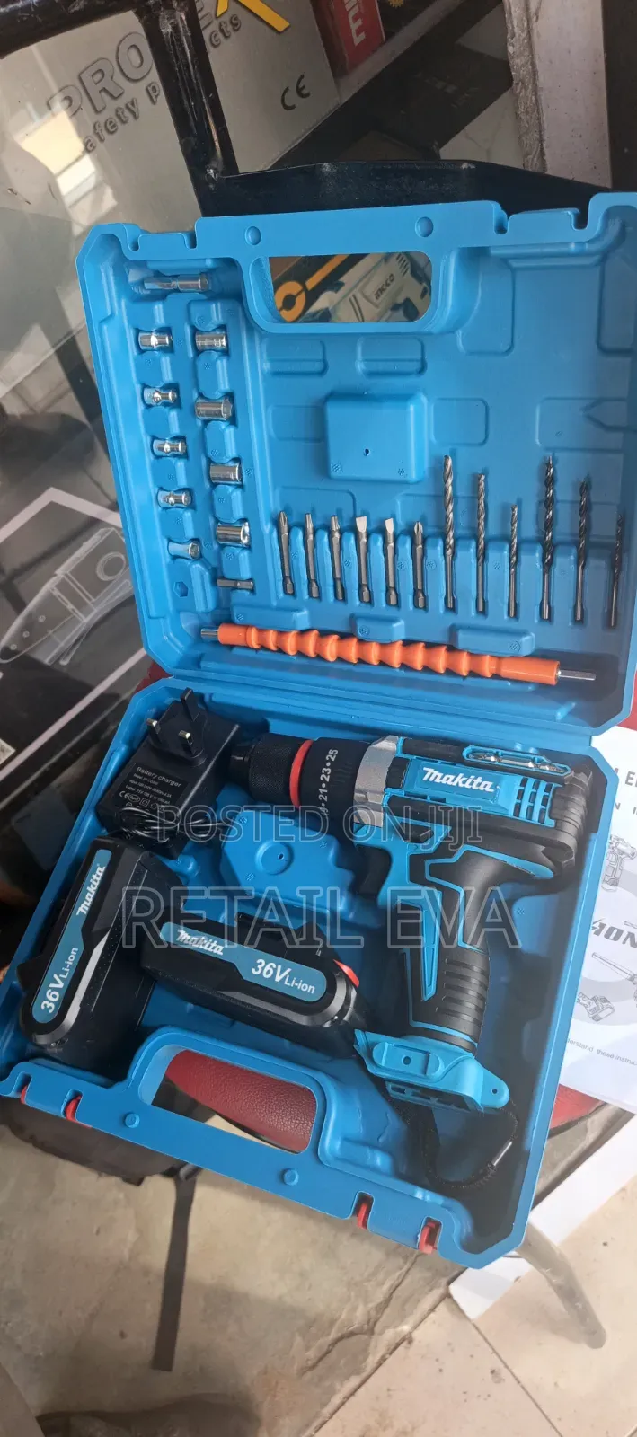 Makita Cordless Drill Set