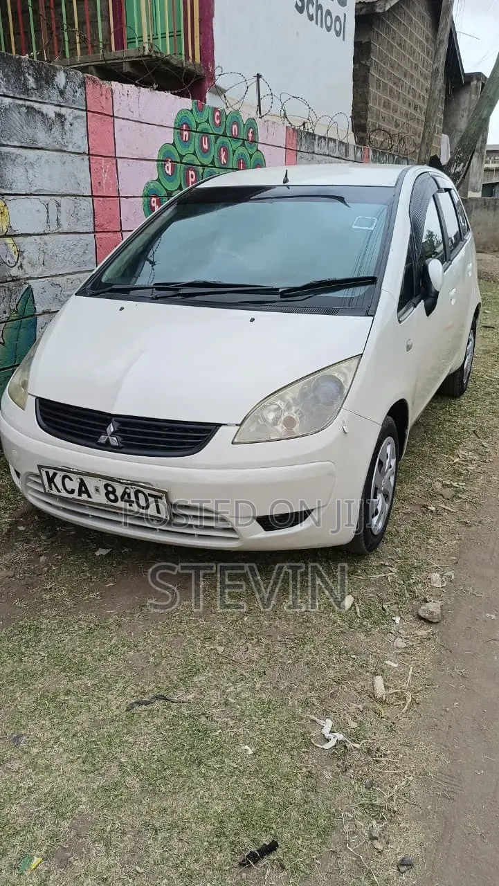 Mitsubishi Colt 2007 White