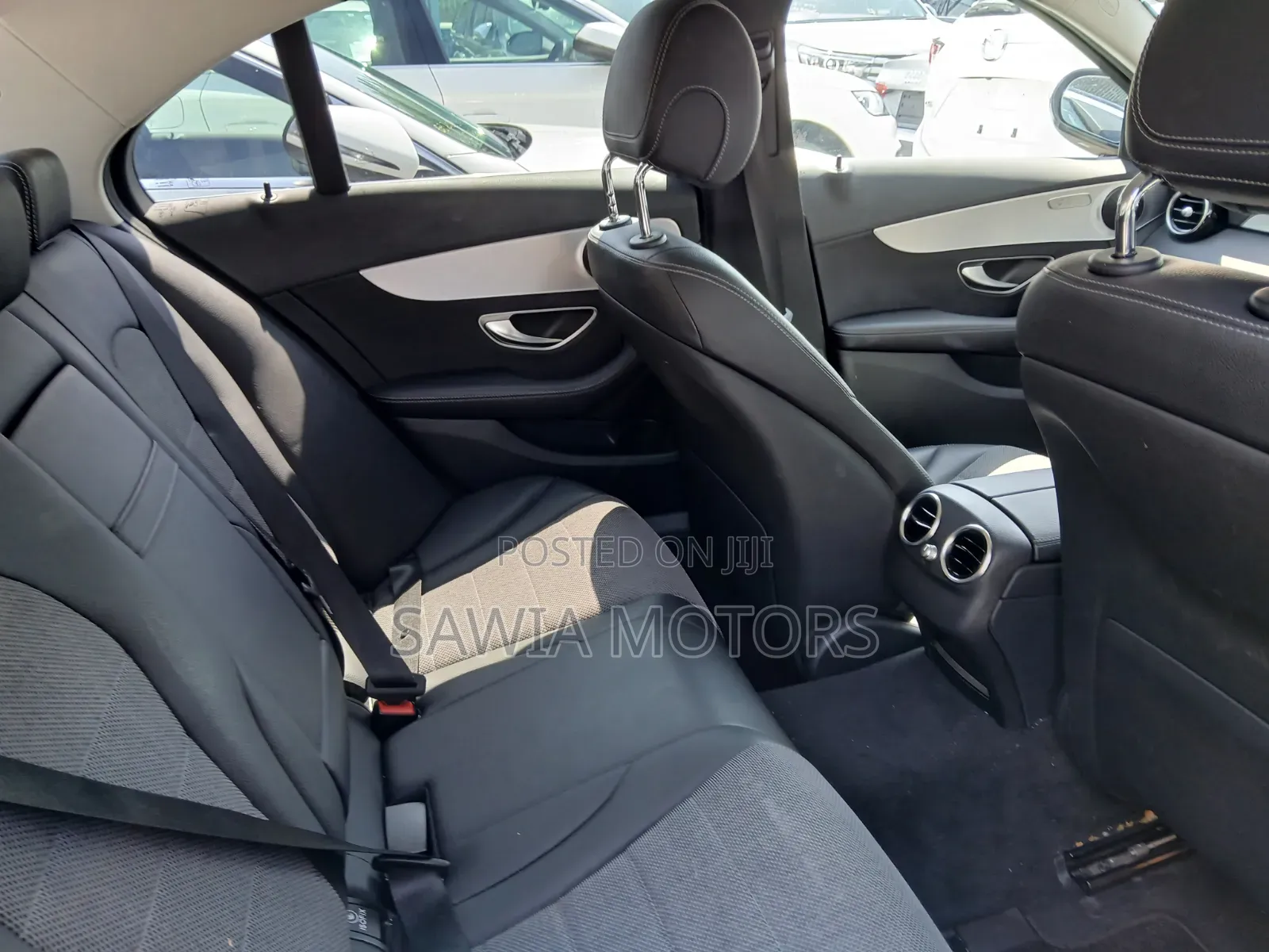 Mercedes-Benz C180 2019 Black