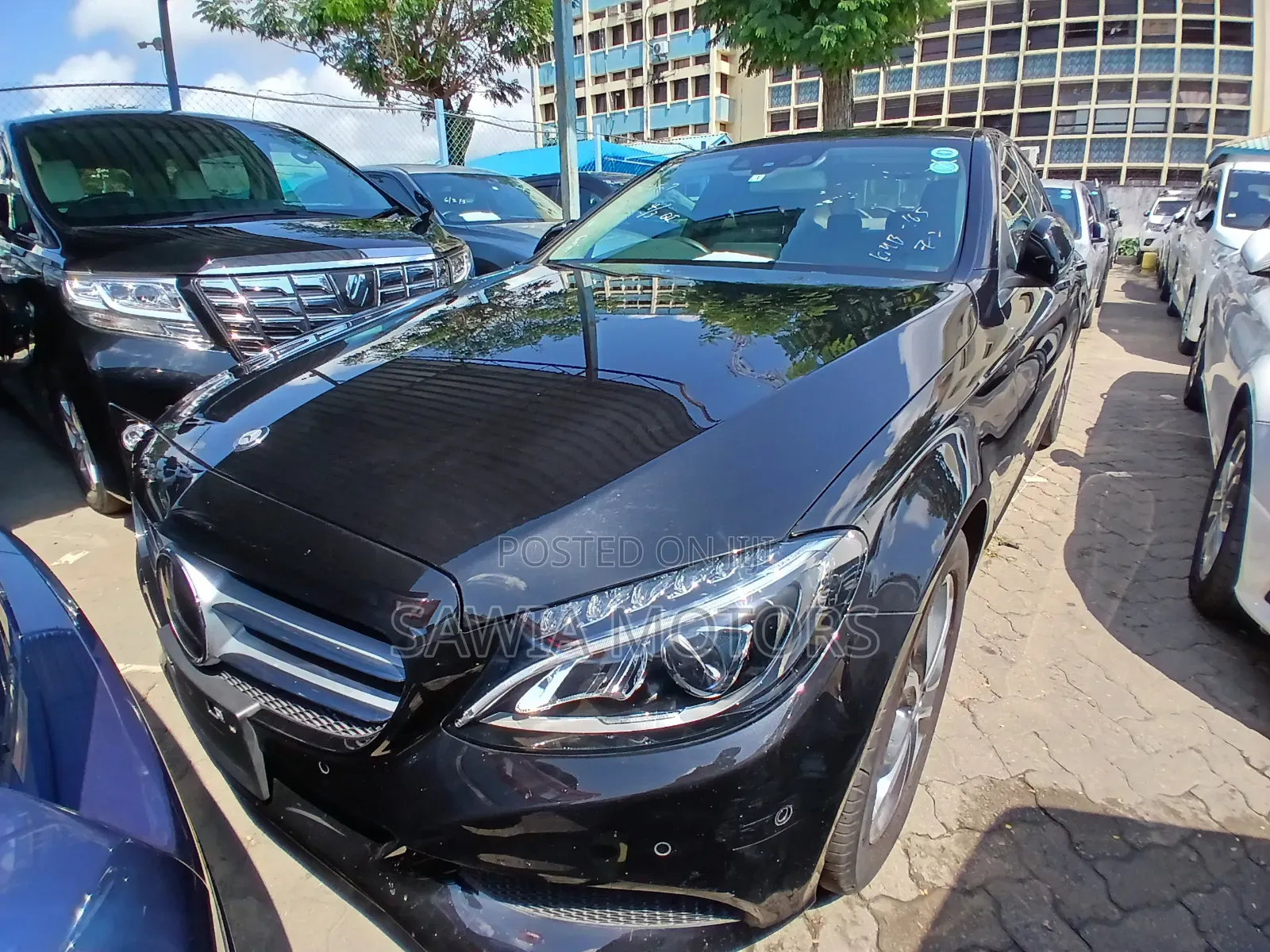 Mercedes-Benz C180 2019 Black