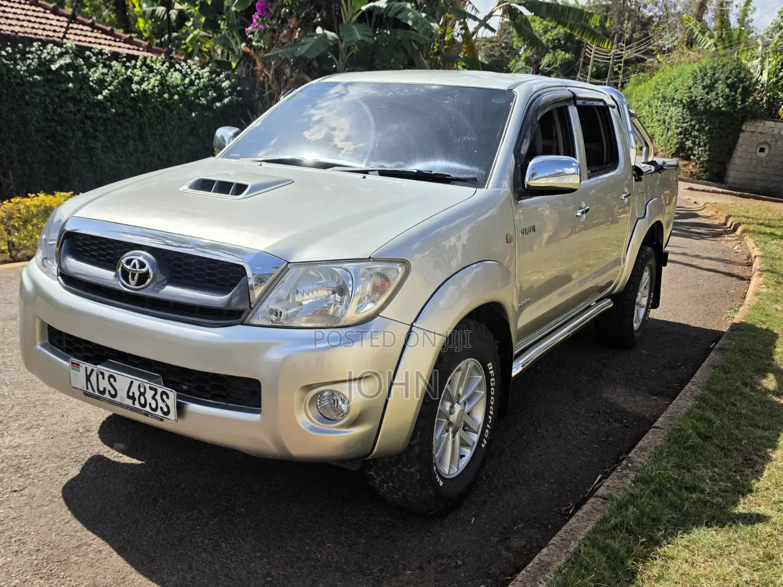 Toyota Hilux 3.0 D-4D 4x4 2012 Silver