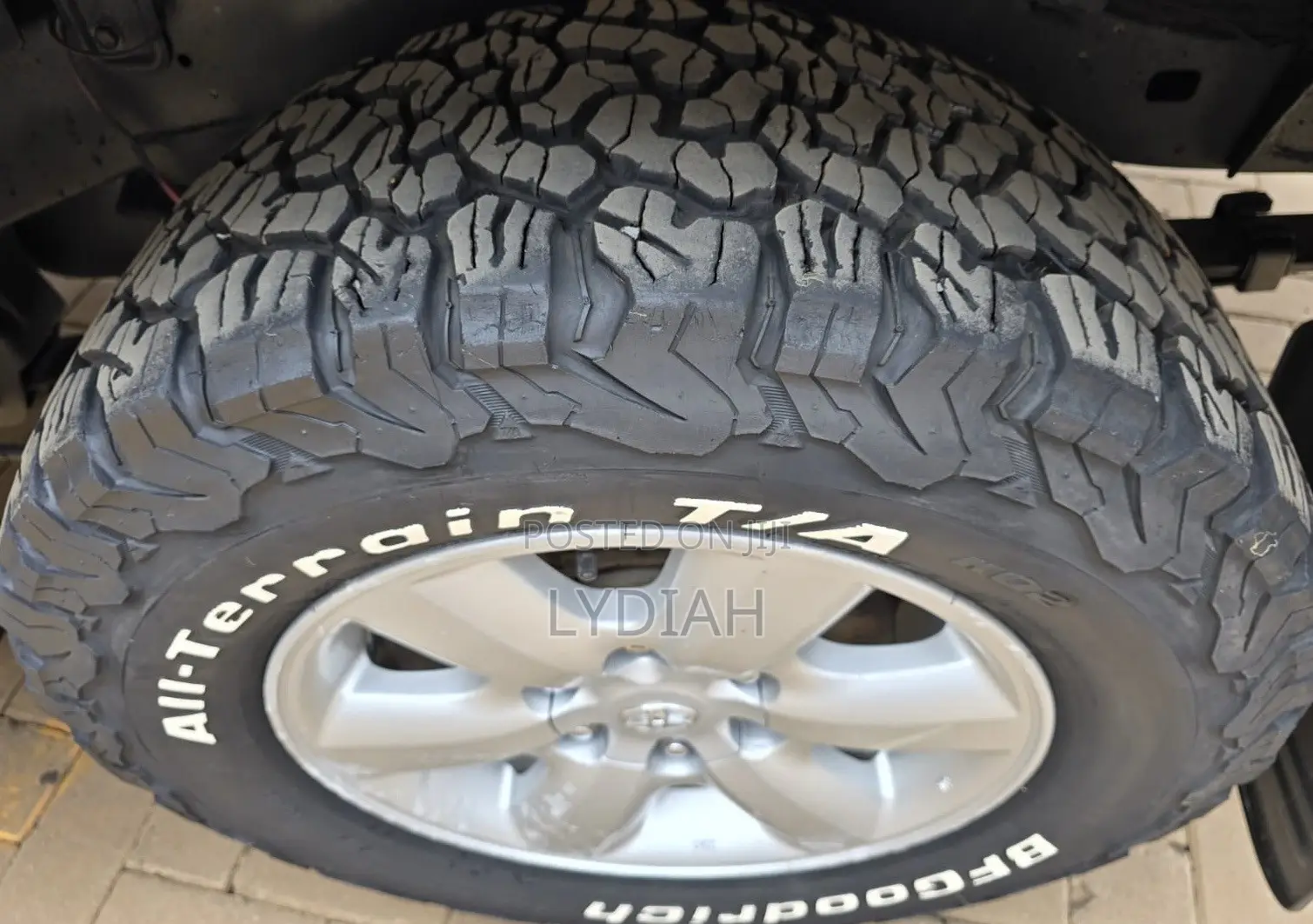 Toyota Hilux 2011 Gold