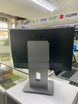 Desktop Computer HP ProOne 600 8GB Intel Core i5 SSD 256GB