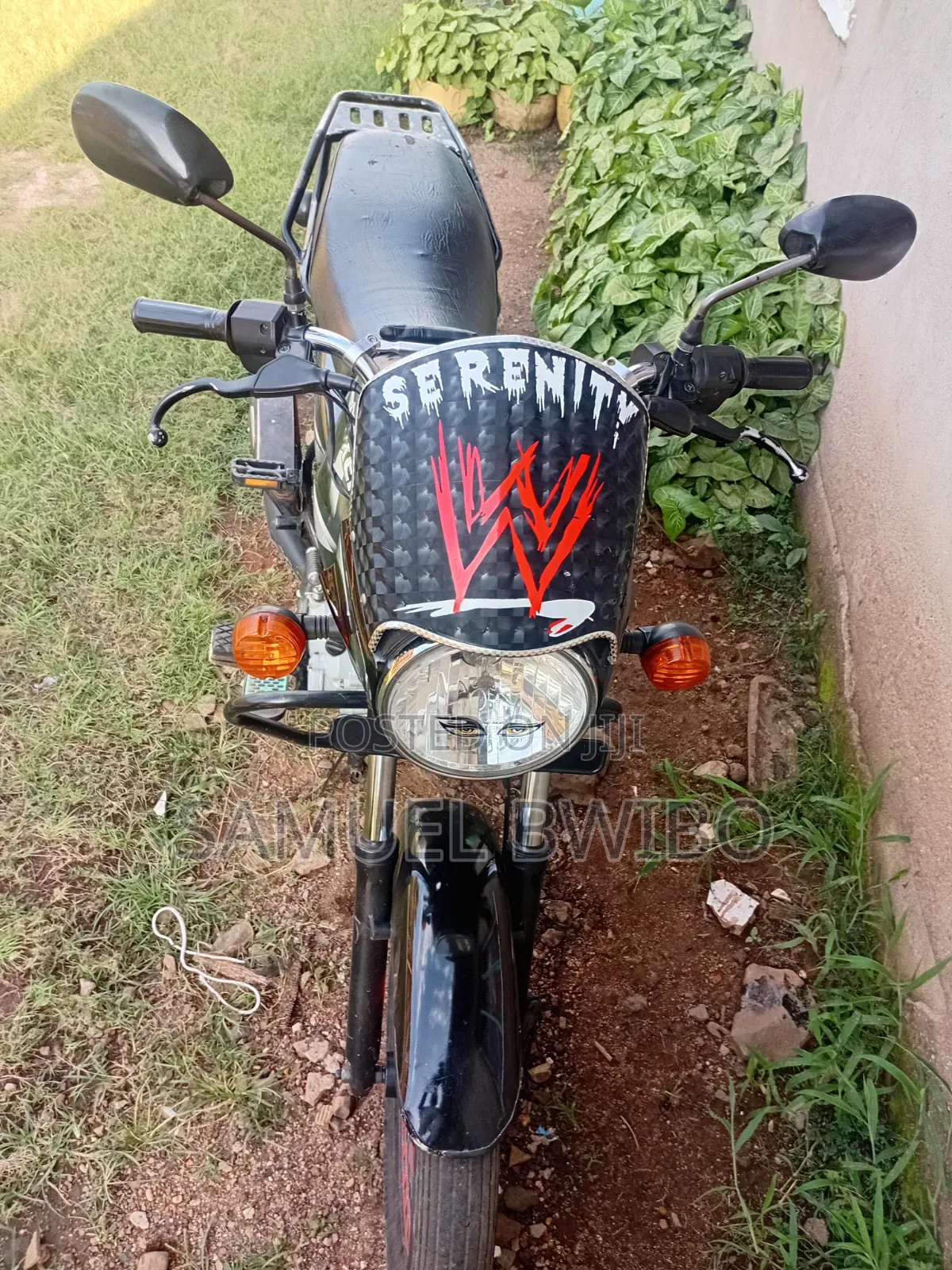 Bajaj Boxer 150 UG 2025 Black