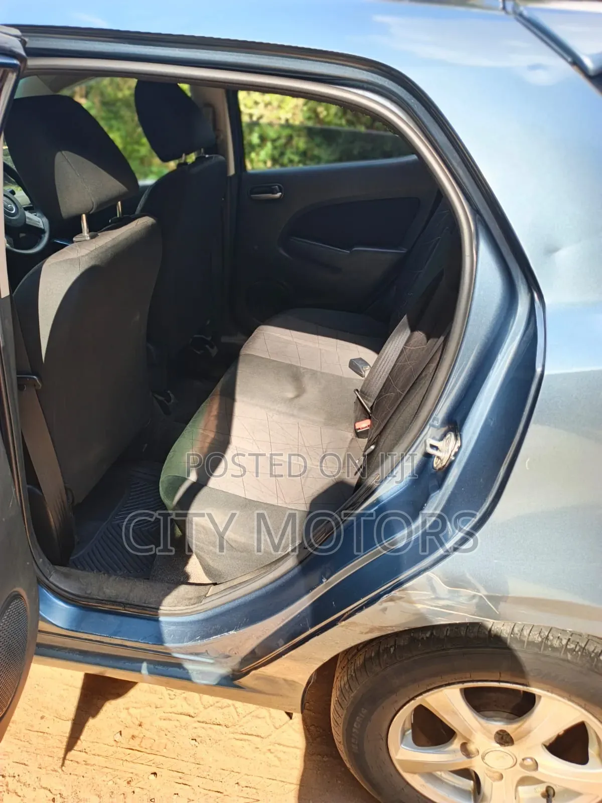 Mazda Demio 2014 Blue