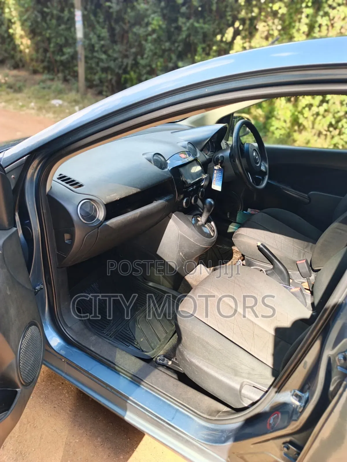 Mazda Demio 2014 Blue
