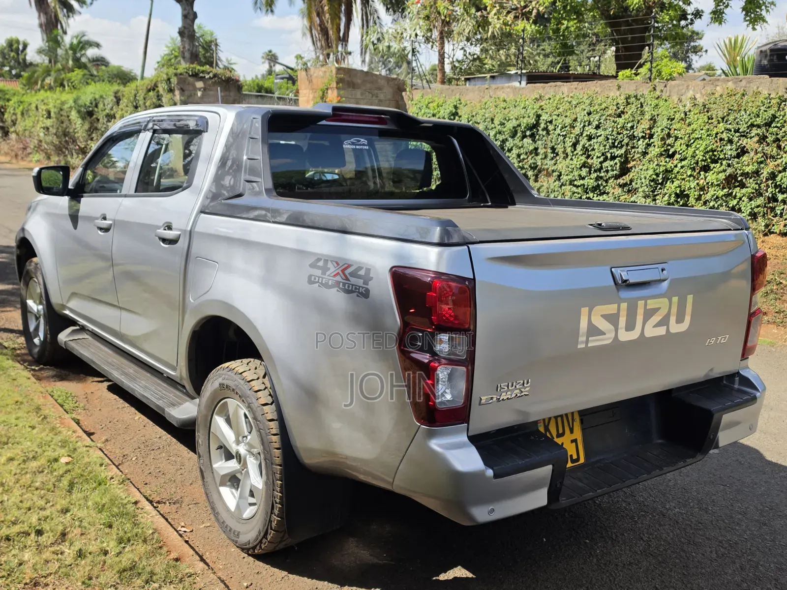Isuzu D-MAX 2025 Silver