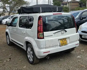 Honda Crossroad 2009 White
