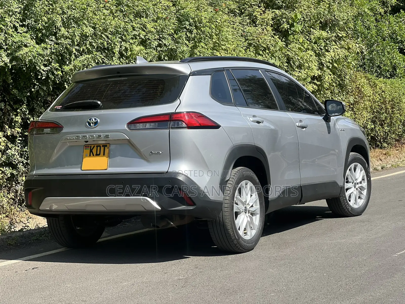 Toyota Corolla Cross XLE 2025 Silver