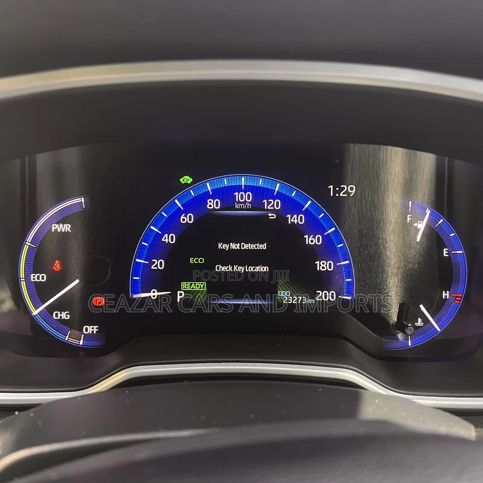Toyota Corolla Cross XLE 2025 Silver