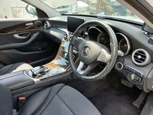 Mercedes-Benz C200 2020 White